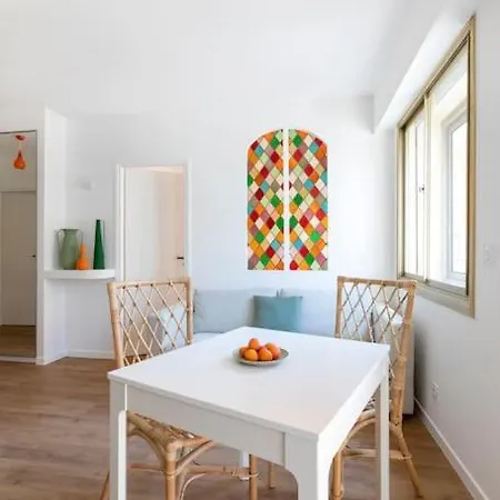 1br Design Balcony Center Tram & 10mins *