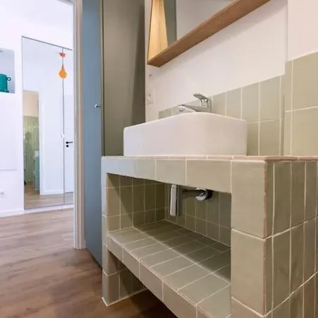 Appartement 1br Design Balcony Center Tram & 10mins *