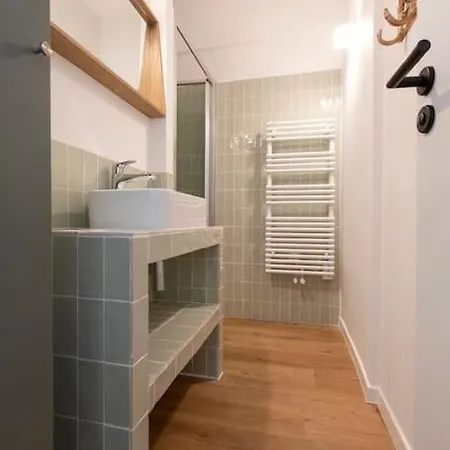 1br Design Balcony Center Tram & 10mins Appartement *